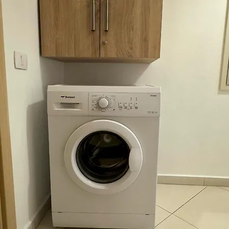 Victoria's Flat 1